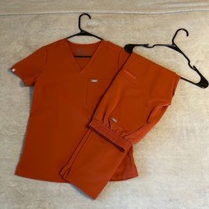 FIGS AUBURN Scrubs XS/ST